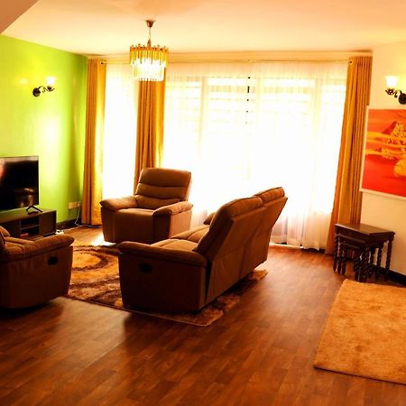 ניירובי Little Green Room Homestay Near Jkia Airport & Sgr Railway Station מראה חיצוני תמונה
