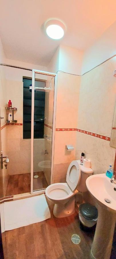 ניירובי Little Green Room Homestay Near Jkia Airport & Sgr Railway Station מראה חיצוני תמונה